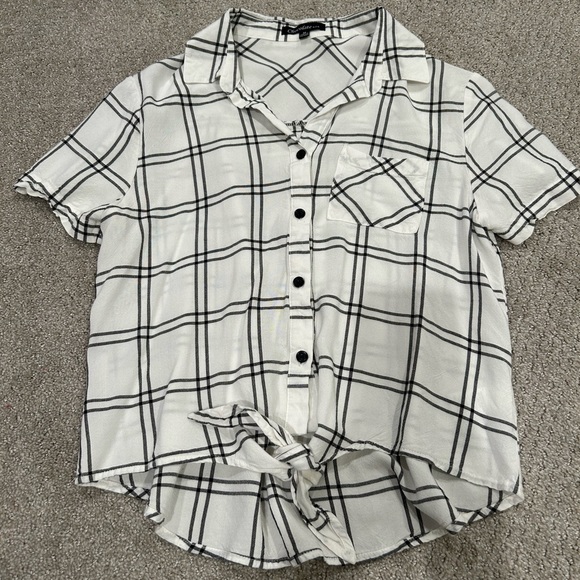 XXL Sweetheart Softie Black & White Button Down